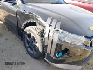 ✅ 2025 Kia K4 LXS • VIN: 3KPFT4DEXSE035671 • Lot: 43702655. Wystawiony na IAAI z przebiegiem 21 924 mil. Bezpłatny archiwum sprzedaży aukcyjnych z USA i szczegółowy raport historii pojazdu na DreamBid. Zdjęcie 6.