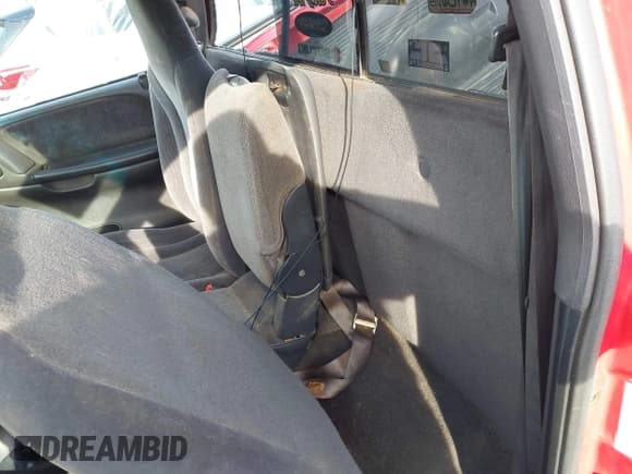 ✅ 2000 Dodge Dakota • VIN: 1B7FL26XXYS577023 • Lot: 43788621. Listed on IAAI with 189,850 mi. Free auction sales archive from the USA and detailed vehicle history report at DreamBid. Image 8.