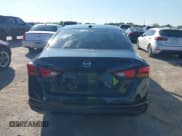 ✅ 2024 Nissan Altima SV • VIN: 1N4BL4DV0RN326190 • Lot: 43520049. Wystawiony na IAAI z przebiegiem 60 780 mil. Bezpłatny archiwum sprzedaży aukcyjnych z USA i szczegółowy raport historii pojazdu na DreamBid. Zdjęcie 16.