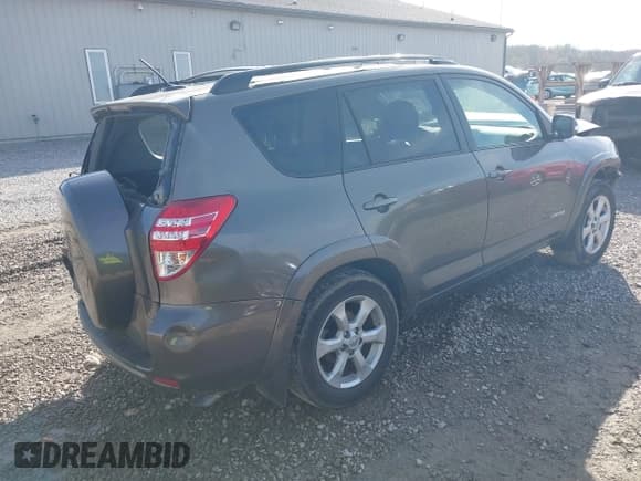 ✅ 2009 Toyota RAV4 Limited • VIN: JTMZF31V295010532 • Lot: 43675304. Listed on IAAI with 79,669 mi. Free auction sales archive from the USA and detailed vehicle history report at DreamBid. Image 4.