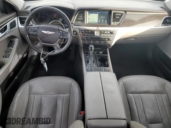 ✅ 2015 Hyundai Genesis 3.8L • VIN: KMHGN4JE9FU044108 • Лот: 92299785. Опубликован ранее на Copart с пробегом 176 616 миль. Бесплатный доступ к архиву аукционных продаж из США и подробный отчёт об истории автомобиля на DreamBid. Изображение 8.