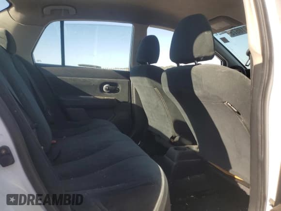 ✅ 2010 Nissan Versa S • VIN: 3N1BC1AP9AL451341 • Lot: 71918675. Listed on Copart with 187,134 mi. Free auction sales archive from the USA and detailed vehicle history report at DreamBid. Image 10.