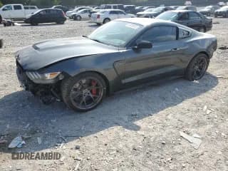 ✅ 2016 Ford Mustang Shelby GT350 • VIN: 1FA6P8JZ5G5523776 • Лот: 64800955. Опубликован ранее на Copart с пробегом 32 275 миль. Бесплатный доступ к архиву аукционных продаж из США и подробный отчёт об истории автомобиля на DreamBid. Изображение 1.