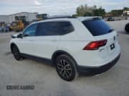✅ 2021 Volkswagen Tiguan SE • VIN: 3VV3B7AX8MM095584 • Lot: 92612955. Listed on Copart with 64,543 mi. Free auction sales archive from the USA and detailed vehicle history report at DreamBid. Image 2.