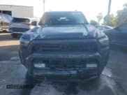 ✅ 2025 Toyota 4Runner SR5 • VIN: JTEVA5BR8S5036077 • Лот: 91445935. Опубликован ранее на Copart с пробегом 4 498 миль. Бесплатный доступ к архиву аукционных продаж из США и подробный отчёт об истории автомобиля на DreamBid. Изображение 5.