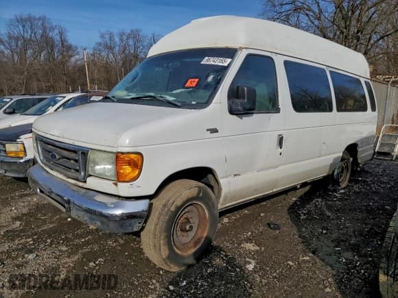 ✅ 2004 Ford Econoline Cargo • VIN: 1FTNS24L94HB45416 • Lot: 96743165. Listed on Copart with 295,444 mi. Free auction sales archive from the USA and detailed vehicle history report at DreamBid. Image 1.