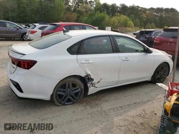 ✅ 2020 Kia Forte GT-Line • VIN: 3KPF34AD0LE257259 • Lot: 53710335. Wystawiony na Copart z przebiegiem 71 038 mil. Bezpłatny archiwum sprzedaży aukcyjnych z USA i szczegółowy raport historii pojazdu na DreamBid. Zdjęcie 3.