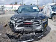 ✅ 2020 GMC Acadia SLT • VIN: 1GKKNMLS2LZ212286 • Lot: 41743656. Wystawiony na IAAI z przebiegiem 56 597 mil. Bezpłatny archiwum sprzedaży aukcyjnych z USA i szczegółowy raport historii pojazdu na DreamBid. Zdjęcie 12.