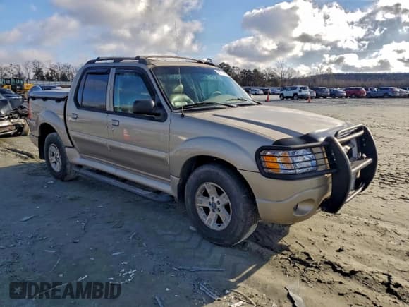 ✅ 2005 Ford Explorer Sport Trac XLS • VIN: 1FMZU67K75UA52663 • Лот: 93773765. Опубликован ранее на Copart с пробегом 271 813 миль. Бесплатный доступ к архиву аукционных продаж из США и подробный отчёт об истории автомобиля на DreamBid. Изображение 4.