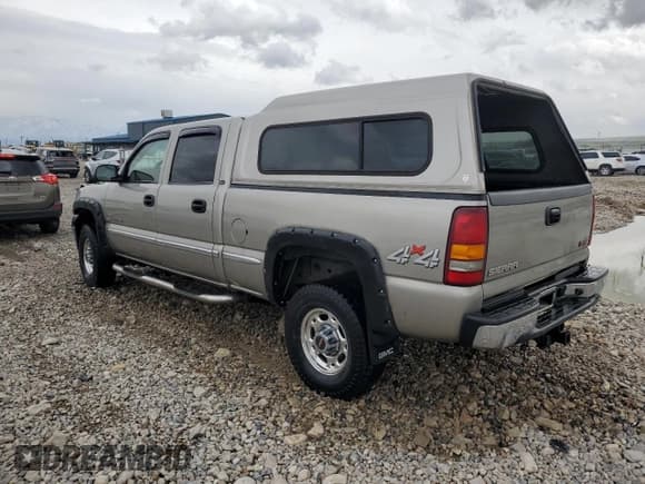 ✅ 2002 GMC Sierra 2500HD SLE • VIN: 1GTHK23122F241717 • Lot: 53744045. Listed on Copart with Not provided. Free auction sales archive from the USA and detailed vehicle history report at DreamBid. Image 2.
