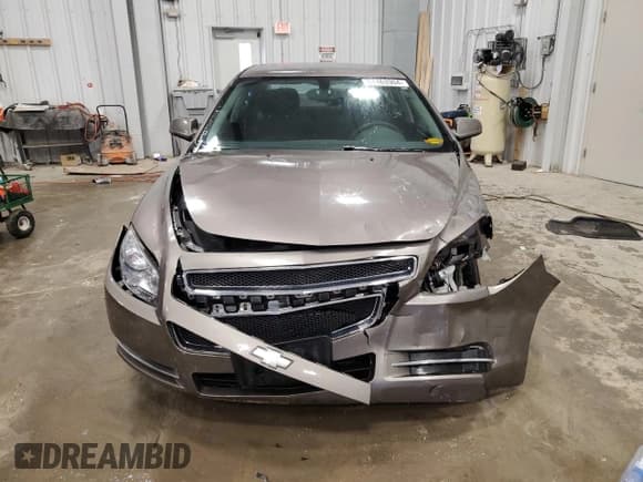 ✅ 2011 Chevrolet Malibu 1LT • VIN: 1G1ZC5E13BF311315 • Lot: 81163304. Listed on Copart with 71,260 mi. Free auction sales archive from the USA and detailed vehicle history report at DreamBid. Image 5.