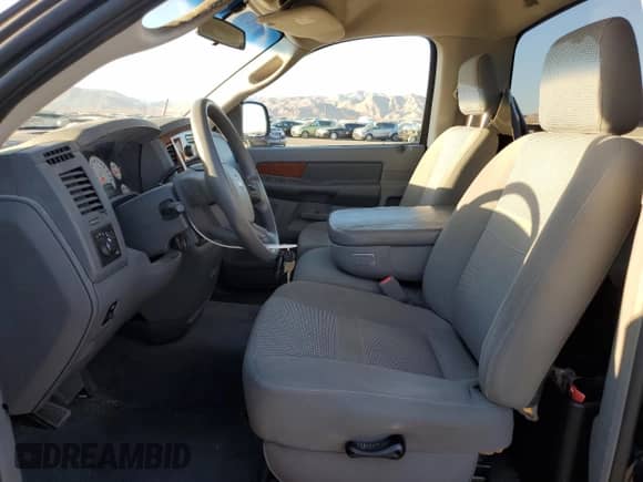 ✅ 2006 Dodge 1500 SLT • VIN: 1D7HU16N46J130355 • Лот: 78023854. Размещён на Copart с пробегом 111 993 миль миль. Получите бесплатный доступ к архиву аукционных продаж из США и посмотрите подробный отчёт об истории автомобиля на DreamBid. Изображение 7.