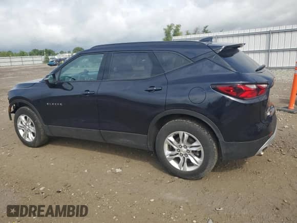 2021 Chevrolet Blazer LT z VIN 3GNKBJR44MS533568, wystawiony jako Copart lot #74927554 z przebiegiem 47 873 mil mil oraz Nie do naprawy • Non repairable. Historia ofert i sprzedaży dostępna na DreamBid. Obrazek 2.