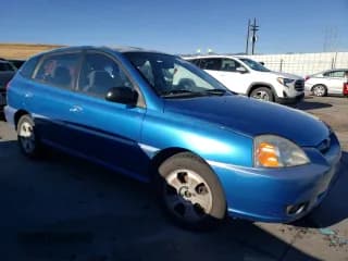 ✅ 2003 Kia Rio • VIN: KNADC165436164450 • Lot: 78710304. Wystawiony na Copart z przebiegiem 72 325 mil. Bezpłatny archiwum sprzedaży aukcyjnych z USA i szczegółowy raport historii pojazdu na DreamBid. Zdjęcie 4.