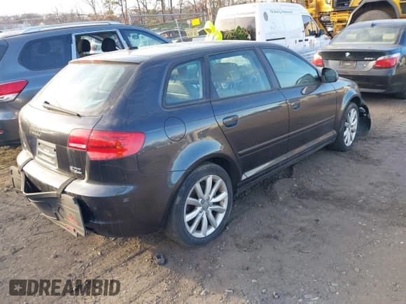 ✅ 2009 Audi A3 Sportback S line • VIN: WAUKF78P19A063842 • Lot: 41684131. Wystawiony na IAAI z przebiegiem Nie podano. Bezpłatny archiwum sprzedaży aukcyjnych z USA i szczegółowy raport historii pojazdu na DreamBid. Zdjęcie 4.