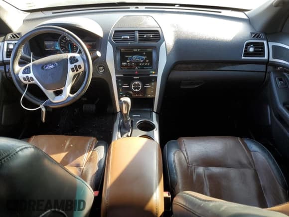 ✅ 2011 Ford Explorer Limited • VIN: 1FMHK8F81BGA00670 • Lot: 91105915. Listed on Copart with 239,203 mi. Free auction sales archive from the USA and detailed vehicle history report at DreamBid. Image 8.