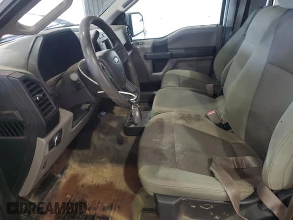 ✅ 2018 Ford F-150 XL • VIN: 1FTMF1CB0JKE19328 • Lot: 93028745. Listed on Copart with 187,186 mi. Free auction sales archive from the USA and detailed vehicle history report at DreamBid. Image 7.