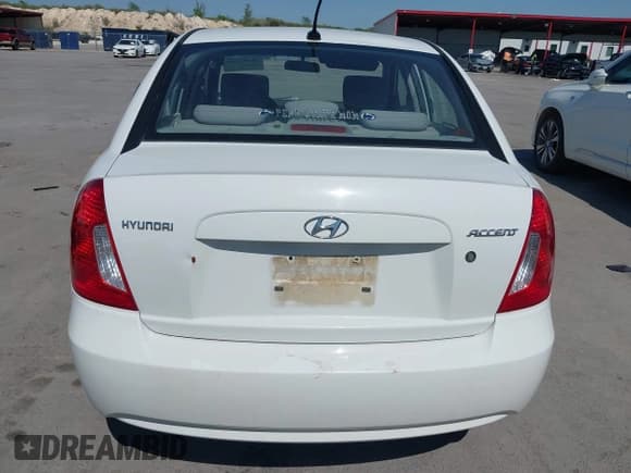 ✅ 2010 Hyundai Accent GLS • VIN: KMHCN4AC6AU485040 • Лот: 41992348. Опубликован ранее на IAAI с пробегом 122 300 миль. Бесплатный доступ к архиву аукционных продаж из США и подробный отчёт об истории автомобиля на DreamBid. Изображение 16.