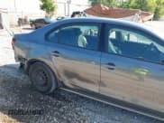 ✅ 2016 Volkswagen Jetta S • VIN: 3VW267AJ3GM371164 • Лот: 42794929. Опубликован ранее на IAAI с пробегом 129 046 миль. Бесплатный доступ к архиву аукционных продаж из США и подробный отчёт об истории автомобиля на DreamBid. Изображение 6.