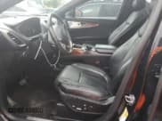 ✅ 2019 Lincoln Nautilus Reserve • VIN: 2LMPJ6LP0KBL21979 • Lot: 66801724. Wystawiony na Copart z przebiegiem 94 603 mil. Bezpłatny archiwum sprzedaży aukcyjnych z USA i szczegółowy raport historii pojazdu na DreamBid. Zdjęcie 7.