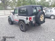 ✅ 2008 Jeep Wrangler X • VIN: 1J4FZ24168L564657 • Лот: 43125643. Опубликован ранее на IAAI с пробегом 361 104 миль. Бесплатный доступ к архиву аукционных продаж из США и подробный отчёт об истории автомобиля на DreamBid. Изображение 3.