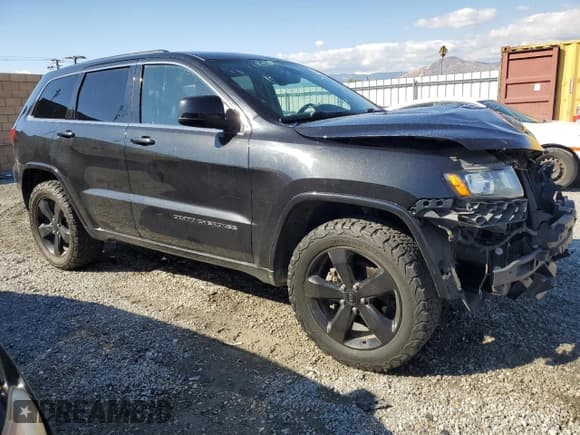 ✅ 2015 Jeep Grand Cherokee Altitude • VIN: 1C4RJFAG6FC102235 • Лот: 82431655. Опубликован ранее на Copart с пробегом 159 473 миль. Бесплатный доступ к архиву аукционных продаж из США и подробный отчёт об истории автомобиля на DreamBid. Изображение 4.