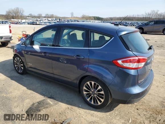 ✅ 2018 Ford C-Max Titanium • VIN: 1FADP5DU3JL101787 • Lot: 54518035. Wystawiony na Copart z przebiegiem 132 895 mil. Bezpłatny archiwum sprzedaży aukcyjnych z USA i szczegółowy raport historii pojazdu na DreamBid. Zdjęcie 2.