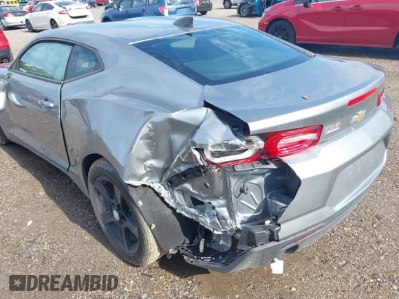 ✅ 2023 Chevrolet Camaro 1LS • VIN: 1G1FB1RX9P0158558 • Lot: 42901273. Listed on IAAI with 29,744 mi. Free auction sales archive from the USA and detailed vehicle history report at DreamBid. Image 18.