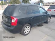 ✅ 2008 Kia Rondo LX • VIN: KNAFG526X87183993 • Lot: 43443551. Wystawiony na IAAI z przebiegiem 218 563 mil. Bezpłatny archiwum sprzedaży aukcyjnych z USA i szczegółowy raport historii pojazdu na DreamBid. Zdjęcie 4.