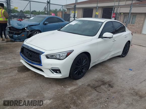 ✅ 2021 Infiniti Q50 Luxe • VIN: JN1EV7BP8MM704264 • Lot: 42445838. Listed on IAAI with 55,221 mi. Free auction sales archive from the USA and detailed vehicle history report at DreamBid. Image 18.