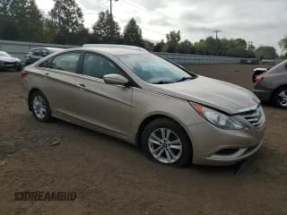 ✅ 2011 Hyundai Sonata GLS • VIN: 5NPEB4AC0BH273557 • Lot: 71782744. Wystawiony na Copart z przebiegiem Nie podano. Bezpłatny archiwum sprzedaży aukcyjnych z USA i szczegółowy raport historii pojazdu na DreamBid. Zdjęcie 4.