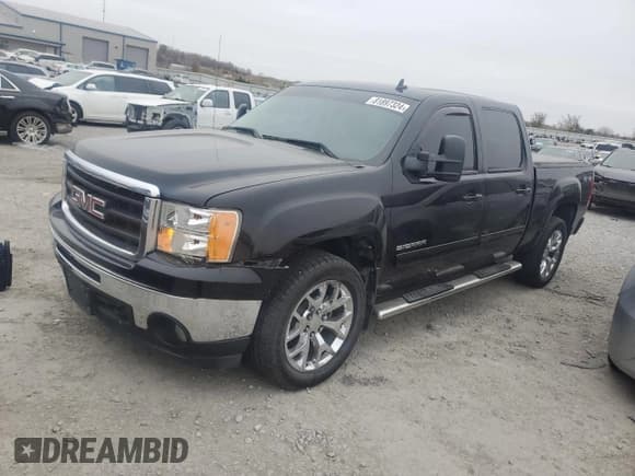 ✅ 2010 GMC Sierra 1500 • VIN: 3GTXKWE20AG131027 • Lot: 81897324. Wystawiony na Copart z przebiegiem 200 732 mil. Bezpłatny archiwum sprzedaży aukcyjnych z USA i szczegółowy raport historii pojazdu na DreamBid. Zdjęcie 1.