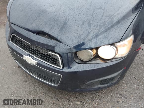 ✅ 2015 Chevrolet Sonic LS • VIN: 1G1JA6SH9F4115410 • Lot: 43550641. Listed on IAAI with 176,511 mi. Free auction sales archive from the USA and detailed vehicle history report at DreamBid. Image 6.