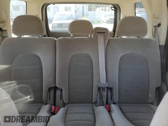 ✅ 2005 Ford Explorer XLT • VIN: 1FMZU73E65UB86621 • Lot: 54251115. Wystawiony na Copart z przebiegiem 161 485 mil. Bezpłatny archiwum sprzedaży aukcyjnych z USA i szczegółowy raport historii pojazdu na DreamBid. Zdjęcie 10.