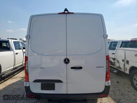 ✅ 2024 Mercedes-Benz Sprinter • VIN: W1Y4NBHY9RP725699 • Lot: 81955945. Listed on Copart with 13,010 mi. Free auction sales archive from the USA and detailed vehicle history report at DreamBid. Image 6.