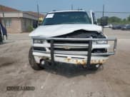 ✅ 2005 Chevrolet Suburban LT • VIN: 3GNFK16Z85G163425 • Лот: 42507686. Опубликован ранее на IAAI с пробегом 155 788 миль. Бесплатный доступ к архиву аукционных продаж из США и подробный отчёт об истории автомобиля на DreamBid. Изображение 6.