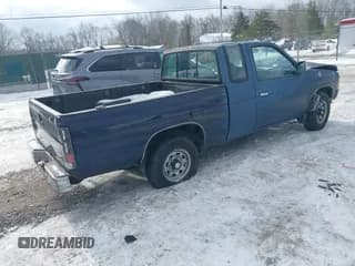 ✅ 1993 Nissan Hardbody • VIN: 1N6HD16S9PC395940 • Lot: 41311013. Wystawiony na IAAI z przebiegiem 170 001 mil. Bezpłatny archiwum sprzedaży aukcyjnych z USA i szczegółowy raport historii pojazdu na DreamBid. Zdjęcie 4.