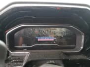 ✅ 2022 Chevrolet Silverado 1500 LT Trail Boss • VIN: 3GCUDFET1NG646193 • Lot: 62421255. Wystawiony na Copart z przebiegiem 32 343 mil. Bezpłatny archiwum sprzedaży aukcyjnych z USA i szczegółowy raport historii pojazdu na DreamBid. Zdjęcie 9.