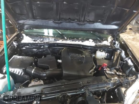 ✅ 2022 Toyota Tacoma SR • VIN: 3TMCZ5AN7NM533090 • Lot: 43813384. Listed on IAAI with 30,624 mi. Free auction sales archive from the USA and detailed vehicle history report at DreamBid. Image 10.