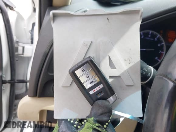 ✅ 2017 Acura ILX Premium • VIN: 19UDE2F78HA003139 • Лот: 43034432. Опубликован ранее на IAAI с пробегом 110 659 миль. Бесплатный доступ к архиву аукционных продаж из США и подробный отчёт об истории автомобиля на DreamBid. Изображение 11.