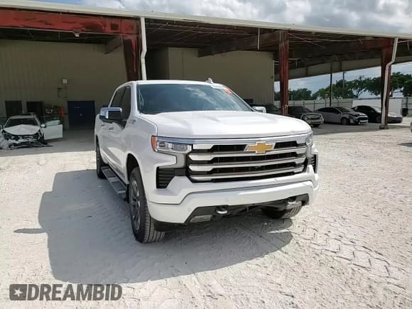 ✅ 2022 Chevrolet Silverado 1500 High Country • VIN: 1GCPAFED0NZ549422 • Лот: 66652275. Опубликован ранее на Copart с пробегом Не указан. Бесплатный доступ к архиву аукционных продаж из США и подробный отчёт об истории автомобиля на DreamBid. Изображение 13.
