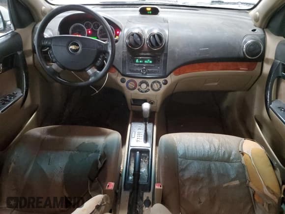 ✅ 2008 Chevrolet Aveo LT • VIN: KL1TG56618B142964 • Lot: 41903395. Wystawiony na Copart z przebiegiem 181 408 mil. Bezpłatny archiwum sprzedaży aukcyjnych z USA i szczegółowy raport historii pojazdu na DreamBid. Zdjęcie 8.