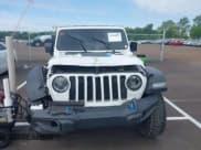 ✅ 2023 Jeep Wrangler Rubicon • VIN: 1C4JJXR64PW586405 • Lot: 42318989. Wystawiony na IAAI z przebiegiem 26 493 mil. Bezpłatny archiwum sprzedaży aukcyjnych z USA i szczegółowy raport historii pojazdu na DreamBid. Zdjęcie 6.