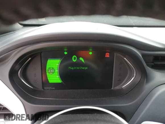 ✅ 2019 Chevrolet Bolt EV LT • VIN: 1G1FW6S05K4109258 • Lot: 46063545. Wystawiony na Copart z przebiegiem 35 925 mil. Bezpłatny archiwum sprzedaży aukcyjnych z USA i szczegółowy raport historii pojazdu na DreamBid. Zdjęcie 9.