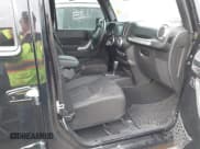 ✅ 2013 Jeep Wrangler Unlimited Sahara • VIN: 1C4BJWEG7DL627832 • Lot: 43612414. Wystawiony na IAAI z przebiegiem 181 773 mil. Bezpłatny archiwum sprzedaży aukcyjnych z USA i szczegółowy raport historii pojazdu na DreamBid. Zdjęcie 5.