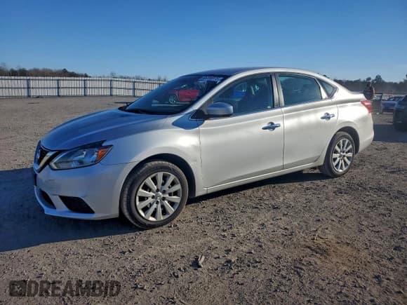 ✅ 2017 Nissan Sentra SV • VIN: 3N1AB7AP9HY377899 • Lot: 95286975. Wystawiony na Copart z przebiegiem 98 891 mil. Bezpłatny archiwum sprzedaży aukcyjnych z USA i szczegółowy raport historii pojazdu na DreamBid. Zdjęcie 1.
