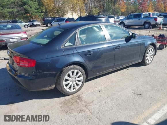 ✅ 2012 Audi A4 Premium • VIN: WAUBFAFL0CN020302 • Lot: 43459352. Listed on IAAI with 118,623 mi. Free auction sales archive from the USA and detailed vehicle history report at DreamBid. Image 4.