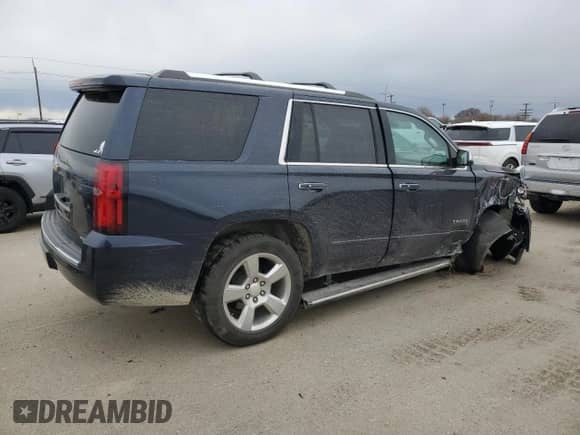 2020 Chevrolet Tahoe Premier with VIN 1GNSKCKC9LR153690, listed as a Copart auction lot 48520425 with 41,418 mi miles and Salvage title. Bid and sale history available at DreamBid. Image 3.