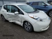 ✅ 2015 Nissan LEAF SV • VIN: 1N4AZ0CP4FC335360 • Лот: 83807275. Опубликован ранее на Copart с пробегом Не указан. Бесплатный доступ к архиву аукционных продаж из США и подробный отчёт об истории автомобиля на DreamBid. Изображение 4.