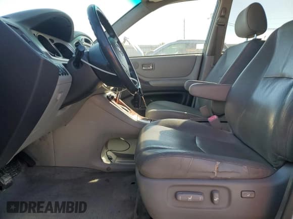 ✅ 2004 Toyota Highlander Limited • VIN: JTEEP21A940049414 • Lot: 86817195. Listed on Copart with 190,109 mi. Free auction sales archive from the USA and detailed vehicle history report at DreamBid. Image 7.